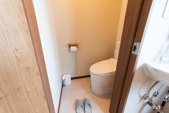 ＜和室個室２〜４名＞トイレ有シャワー共同　禁煙